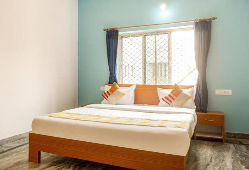 اتاق لوکس, Goroomgo Elite Stay Bhubaneswar Near Shri Shiridi Sai Mandir   Prime Location With Spacious Room   B