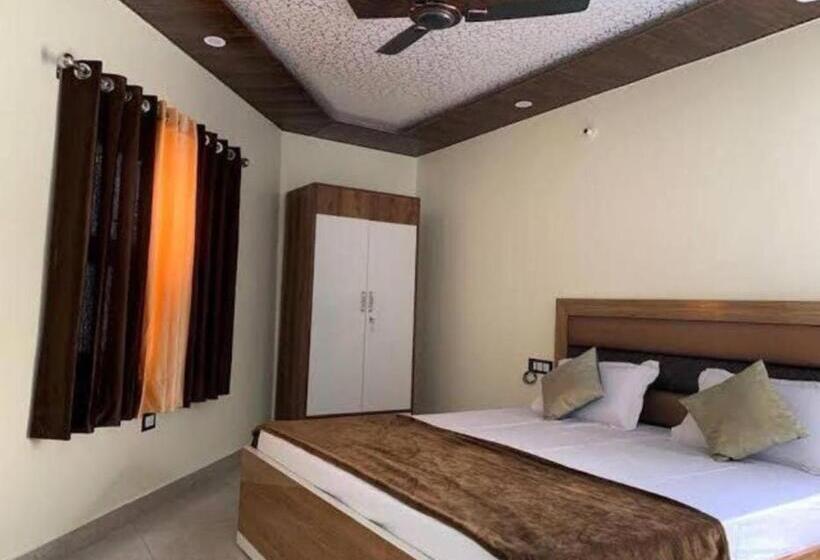 스탠다드 룸, Goroomgo Tapovan Residency Haridwar   Excellent Service Recommended