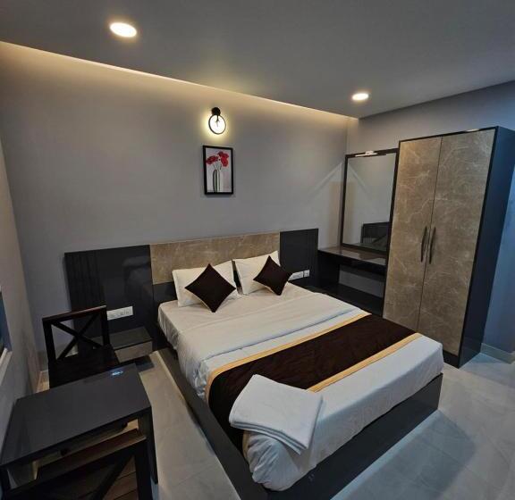 디럭스 룸, Thaal Residency Cheruvathur Hala Groups