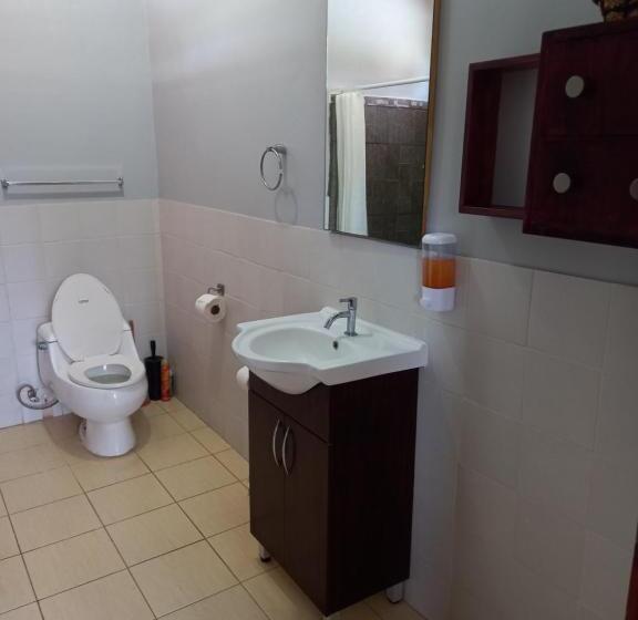Трехместный Номер Стандарт с Балконом, Hostel Kimmell / Hostal Familiar La Casita De Los Kimmell