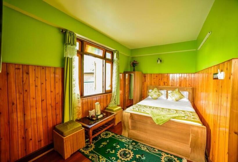 Трехместный Номер Deluxe, Langdak Homestay