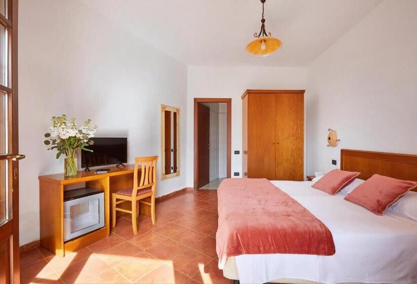 Номер Стандарт, Relais Belvedere