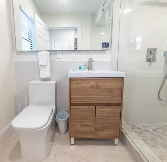 חדר סטנדרט עם מיטת קינג, Melbourne Beach Resort & Surf Club
