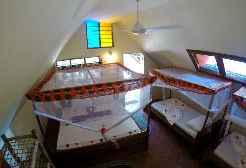 Quarto Familiar, Sagando Bungalows