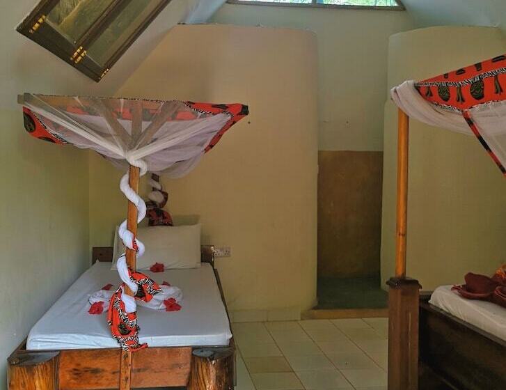 Quarto Familiar, Sagando Bungalows