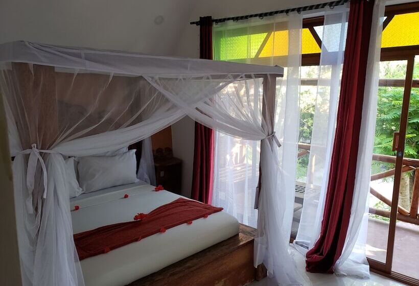 Quarto Estandar Individual com Sacada, Sagando Bungalows