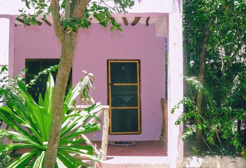 Quarto Familiar, Sagando Bungalows