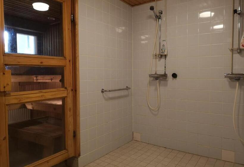 Quarto Estandar Banheiro Compartilhado, Li Hirsiranta