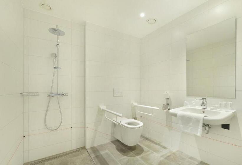 Номер Стандарт Адаптированный для Инвалидов, Van Der Valk Hotel Nijmegen Lent