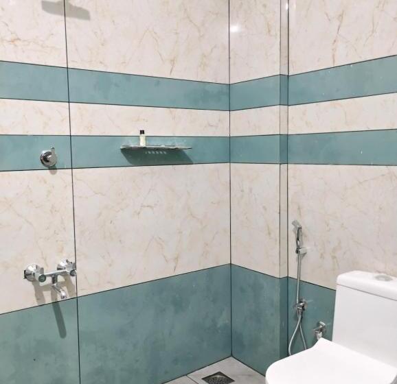 اتاق لوکس با تخت بزرگ, Blue Cove Villa Varkala