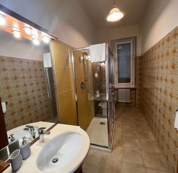 اتاق استاندارد با تخت بزرگ, B&b Il Glicine Pescara Centro