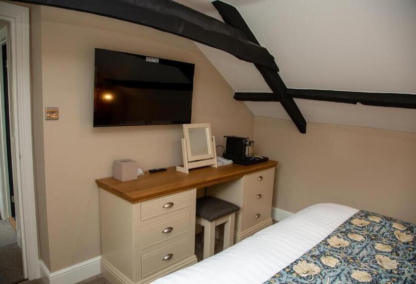 Люкс 2 Спальни, The Castle Coaching Inn
