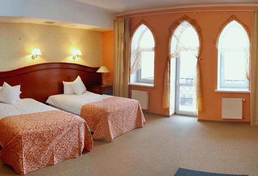 クラシックルーム, Premier Hotel Shafran