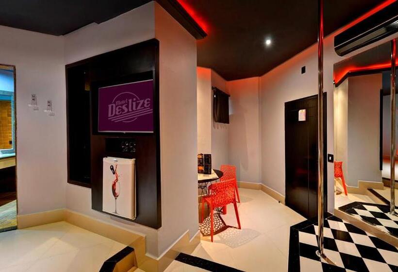デラックススイート, Motel Deslize Uber