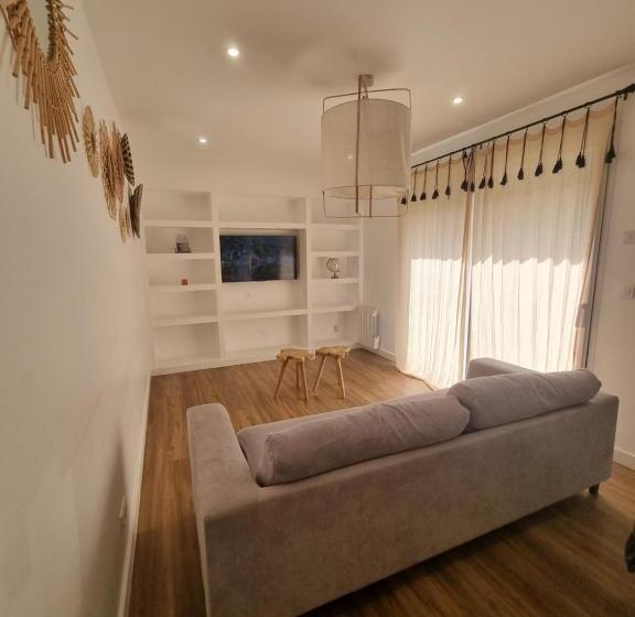 Family Suite, Maison Centre Ville Avec Jardin