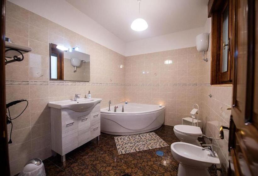 Номер Стандарт Трехместный, Bed E Breakfast Terra E Mare