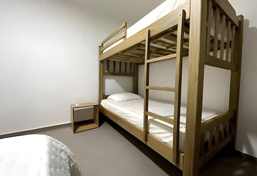 패밀리 룸, Gl Hostal Habitacion Familiar