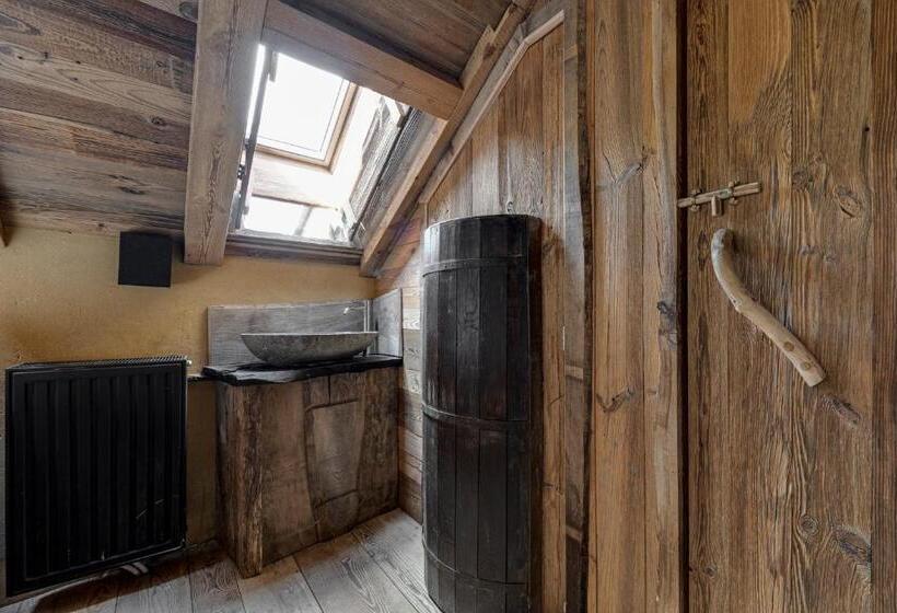 Люкс, Les Cabanes De Rensiwez