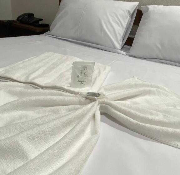 스위트, Westin Palace
