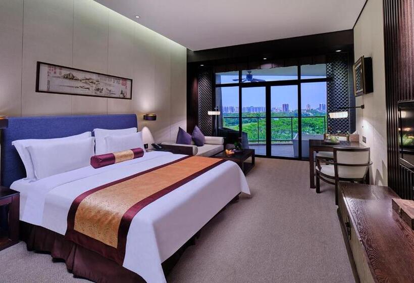 اتاق لوکس با تخت بزرگ, Shenzhen Castle Golf
