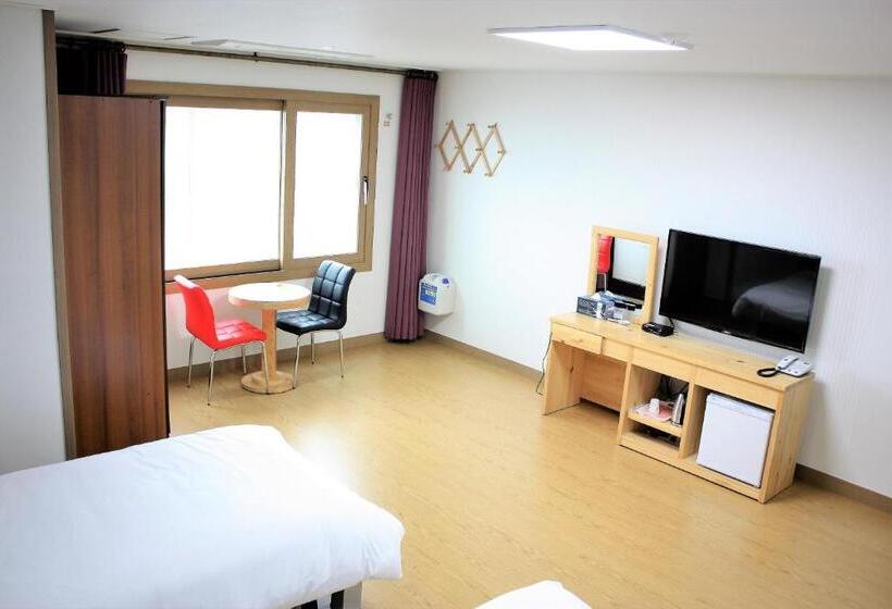 디럭스 룸, Samda Hostel