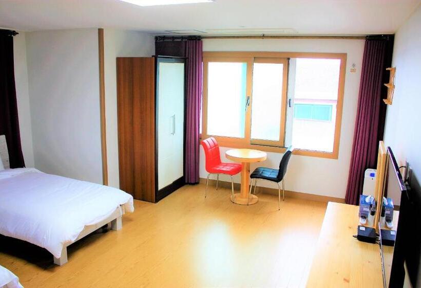 디럭스 룸, Samda Hostel