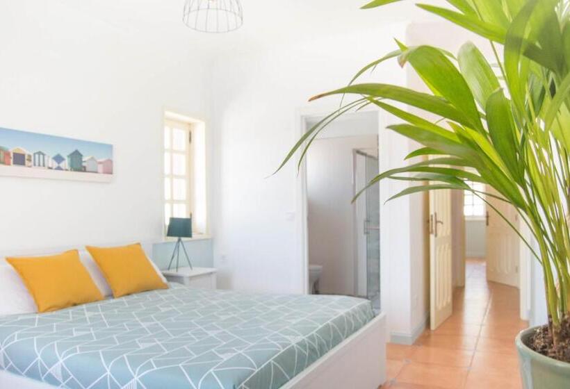 Вилла с 1 спальней и бассейном, Ola Guesthouse