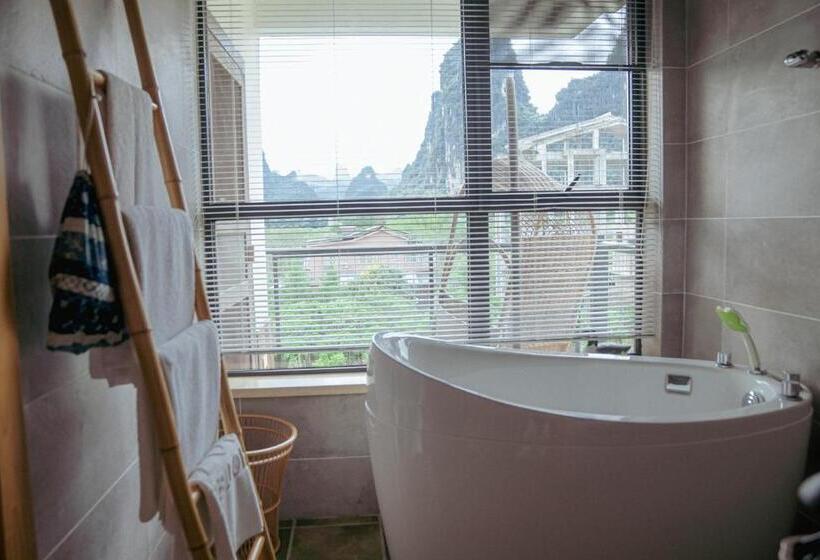 Номер Стандарт с Балконом, Yangshuo Shui Mo Ju Guesthouse