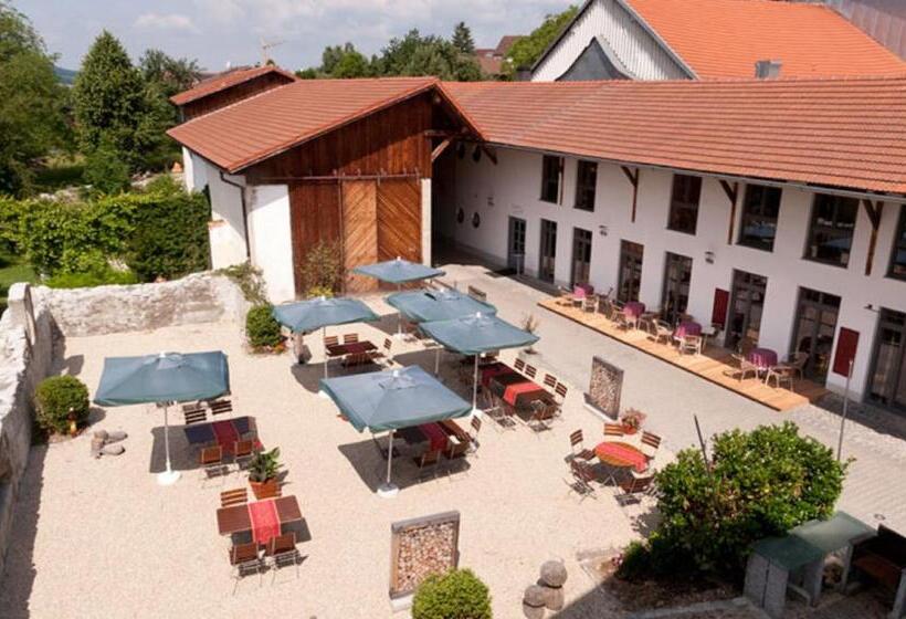 Люкс, Gasthof Zur Linde