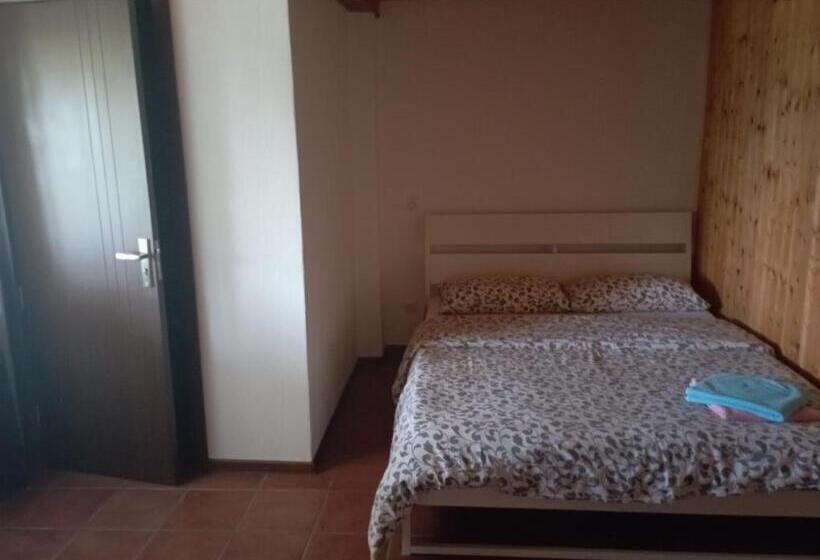 Quarto Deluxe, Pensiunea Dateș