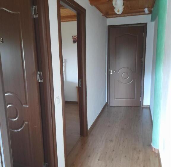 Apartamento 2 Dormitórios, Pensiunea Dateș