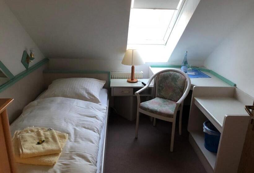 Номер Стандарт Индивидуальный, Zum Kreidesee, Kein Urlaubshotel !