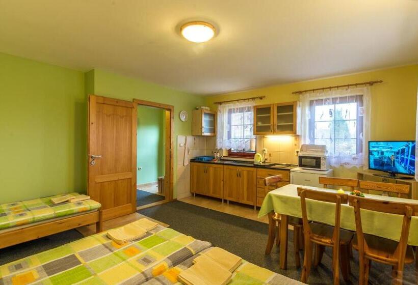 Апартаменты 1 Спальня, Ada Apartments