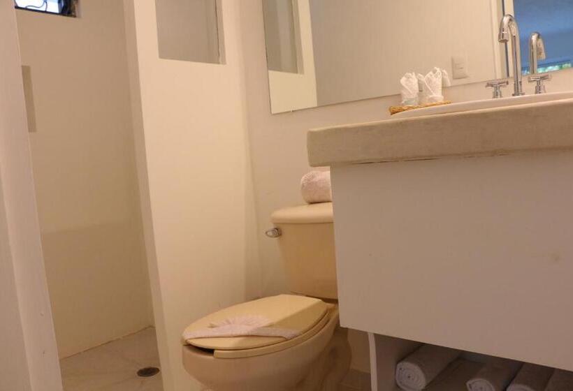 Quarto Estandar, El Capitan