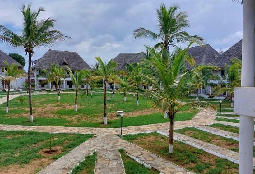Standard Room, Karibuni Hotel & Villas