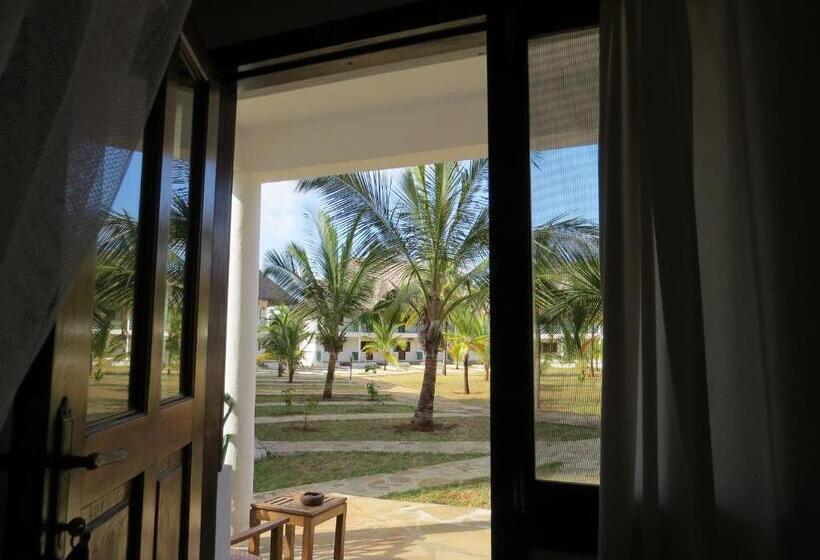 Standard Room, Karibuni Hotel & Villas