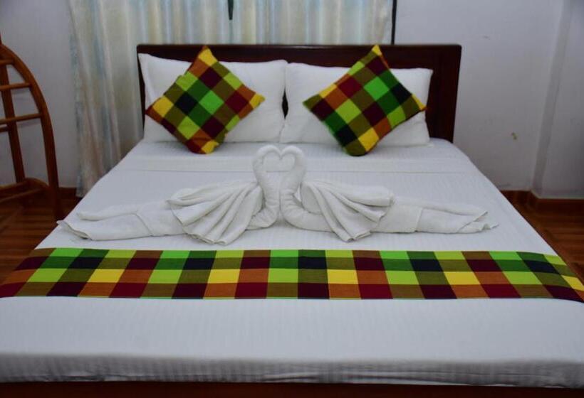 Family Suite, Sholay Villa