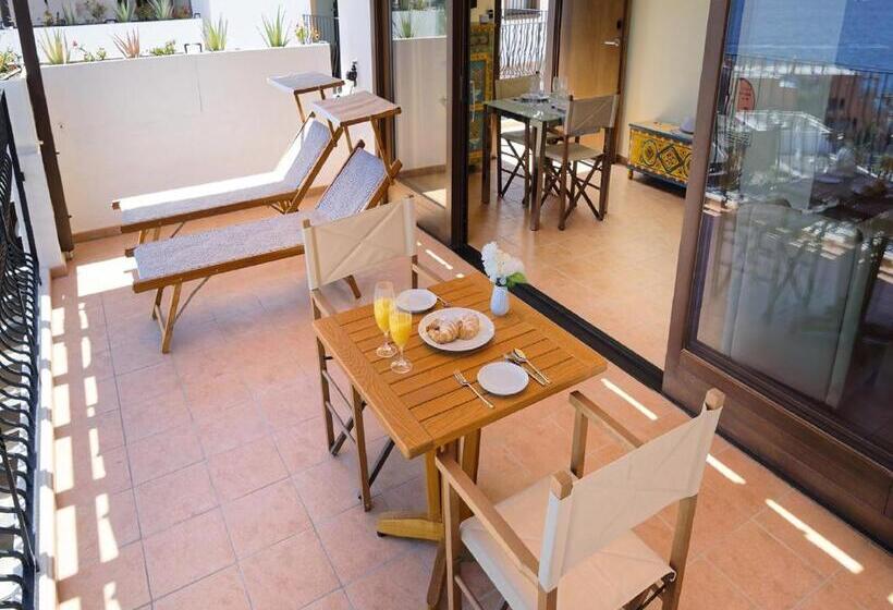 Апартаменты 1 Спальня Вид на Море, Idyll Suites  Adults Only