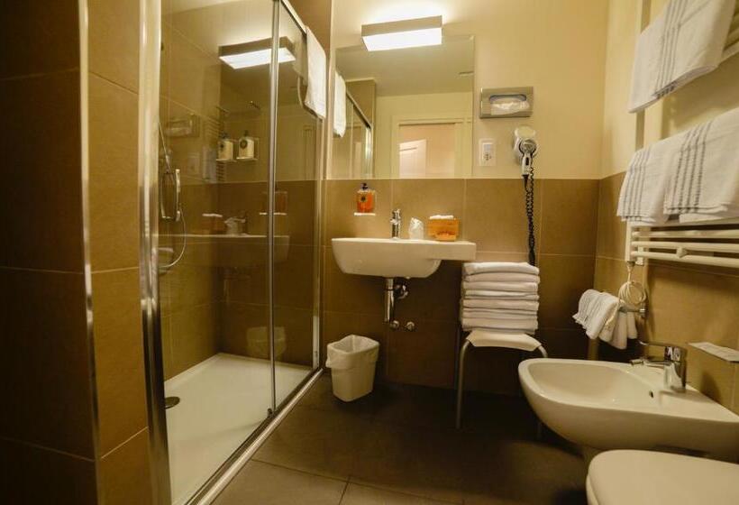 آپارتمان 1 خوابه بدون آشپزخانه, Verona Design