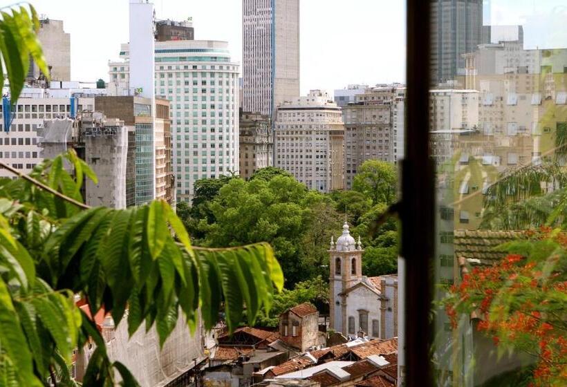 اتاق خانوادگی, Casa Da Gente