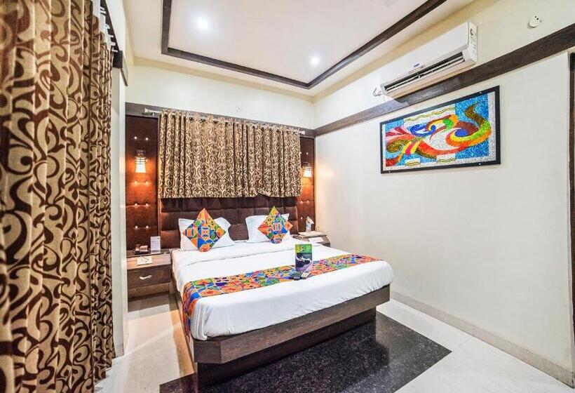 Люкс, Fabhotel Santoor Geeta Bhawan Square