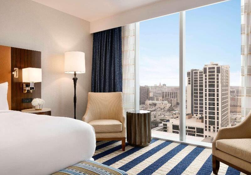 Juniorsviitti King-vuode, Fairmont Austin