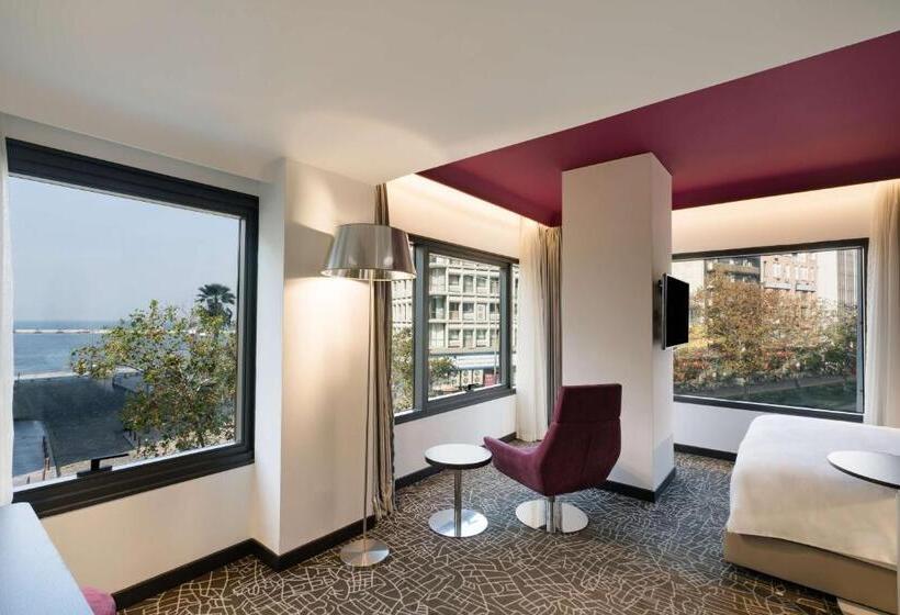 سوییت جونیور با چشم‌انداز دریا, Park Inn By Radisson Izmir