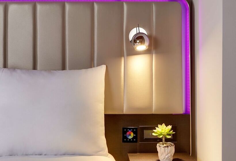 سوییت جونیور با چشم‌انداز دریا, Park Inn By Radisson Izmir