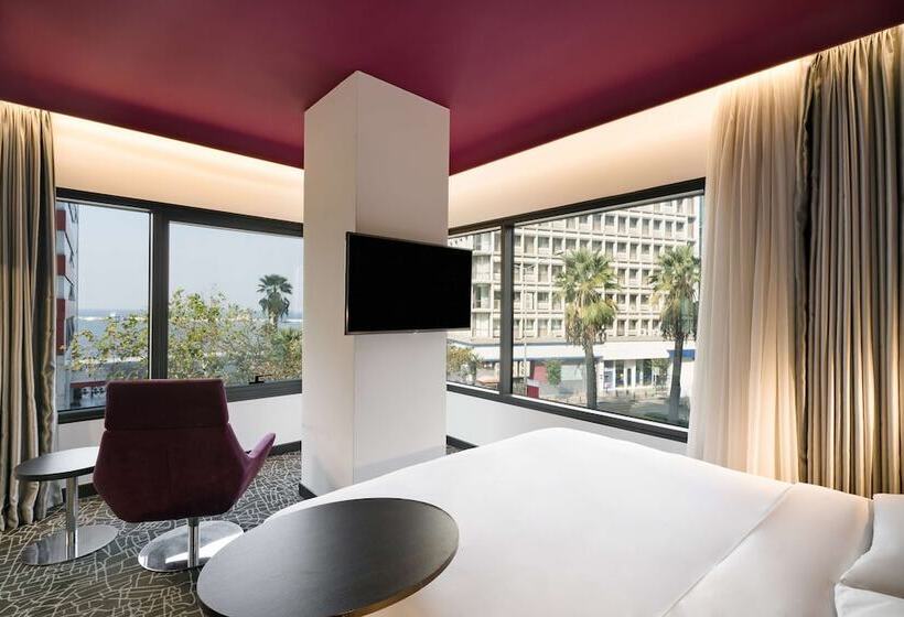 سوییت جونیور با چشم‌انداز دریا, Park Inn By Radisson Izmir