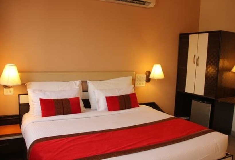 Номер Deluxe, Rnb Chittorgarh