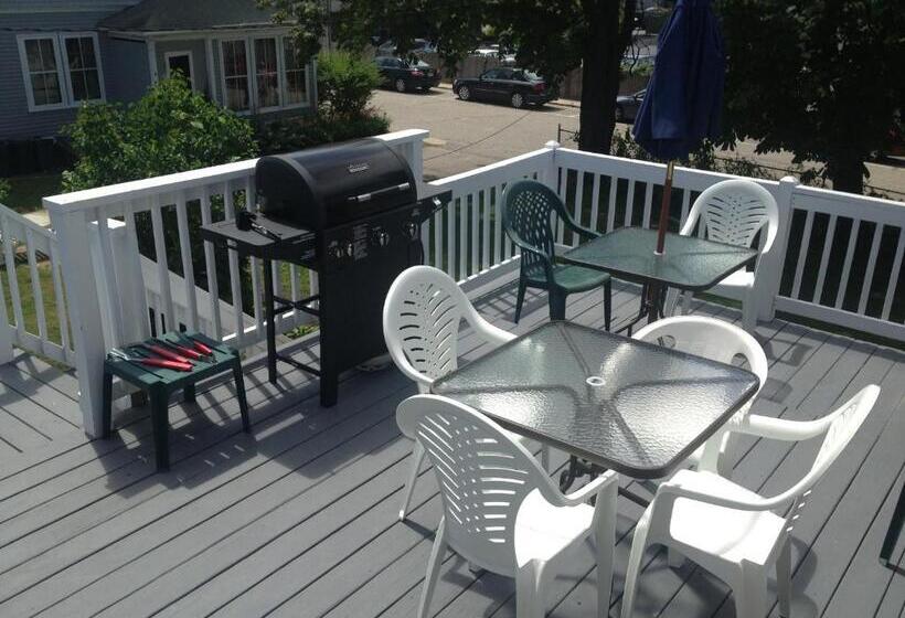 דירת שני חדרים, Sandpiper Beachfront Motel