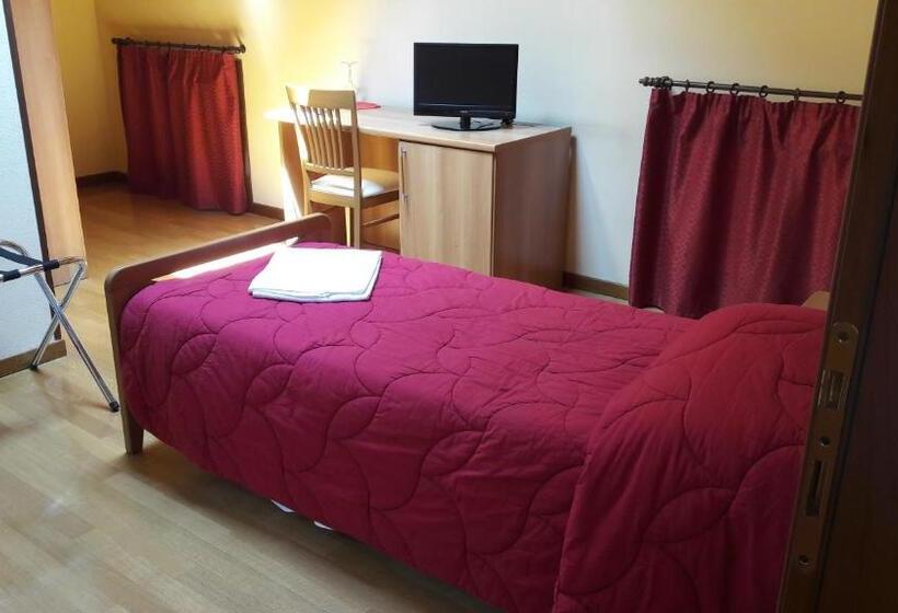 Номер Стандарт Индивидуальный, Albergo Al Municipio