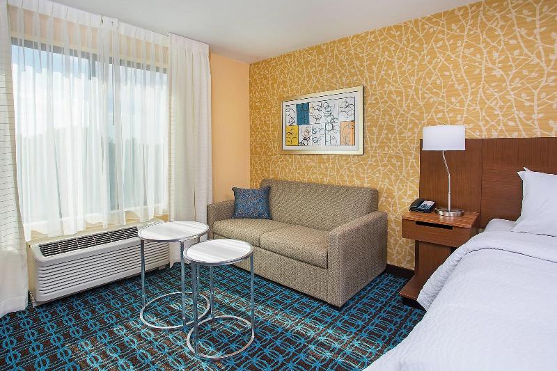 带大床的标准间, Fairfield Inn & Suites By Marriott Nashville Hendersonville