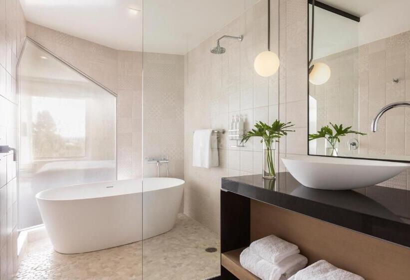 带露台的套间, Kimpton La Peer Hotel West Hollywood, An Ihg